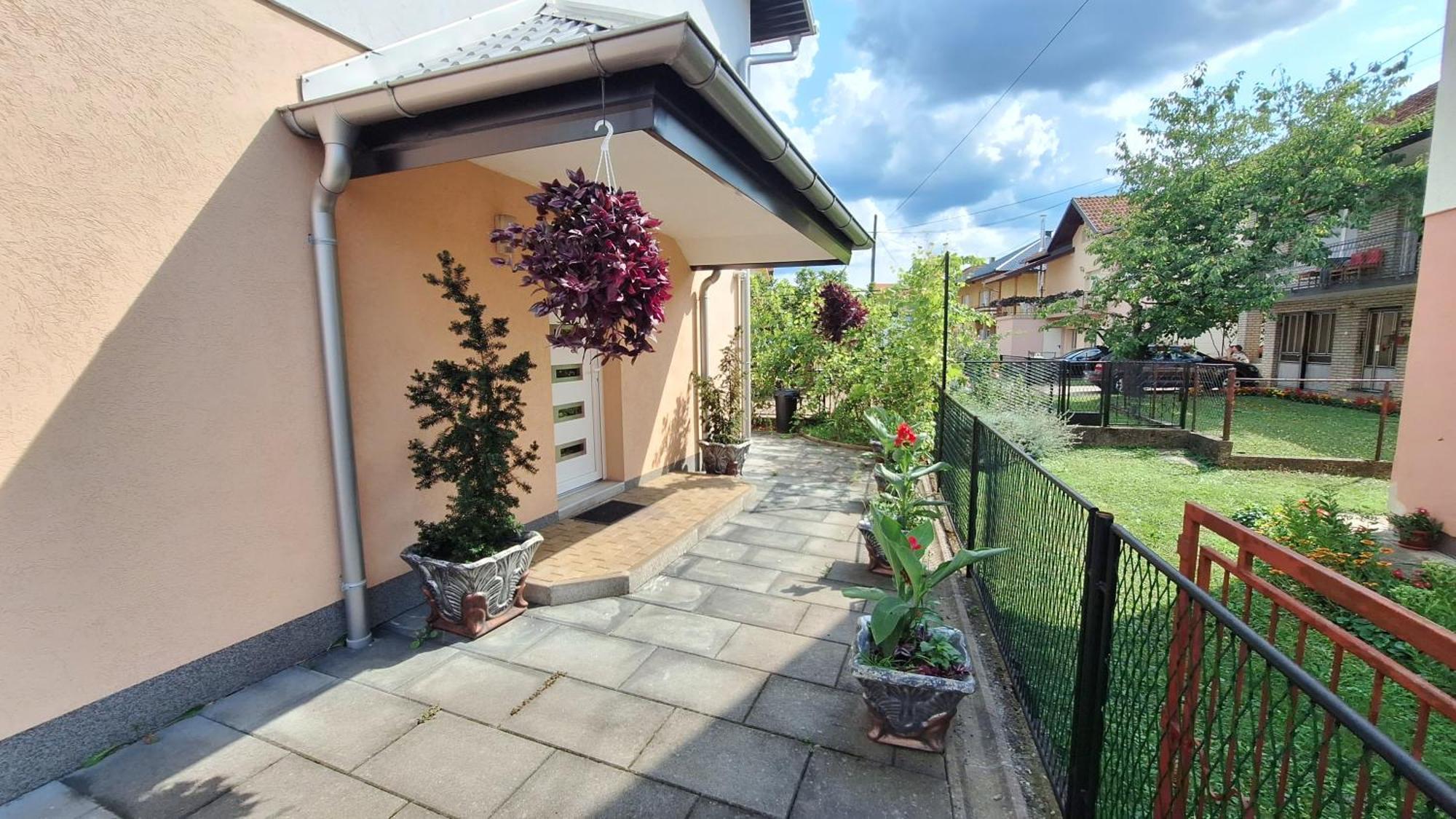 Kaca Apartmani 1 Banja Luka Zewnętrze zdjęcie