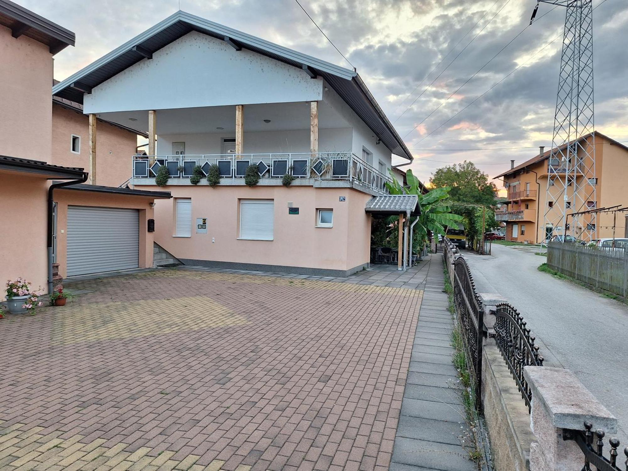 Kaca Apartmani 1 Banja Luka Zewnętrze zdjęcie
