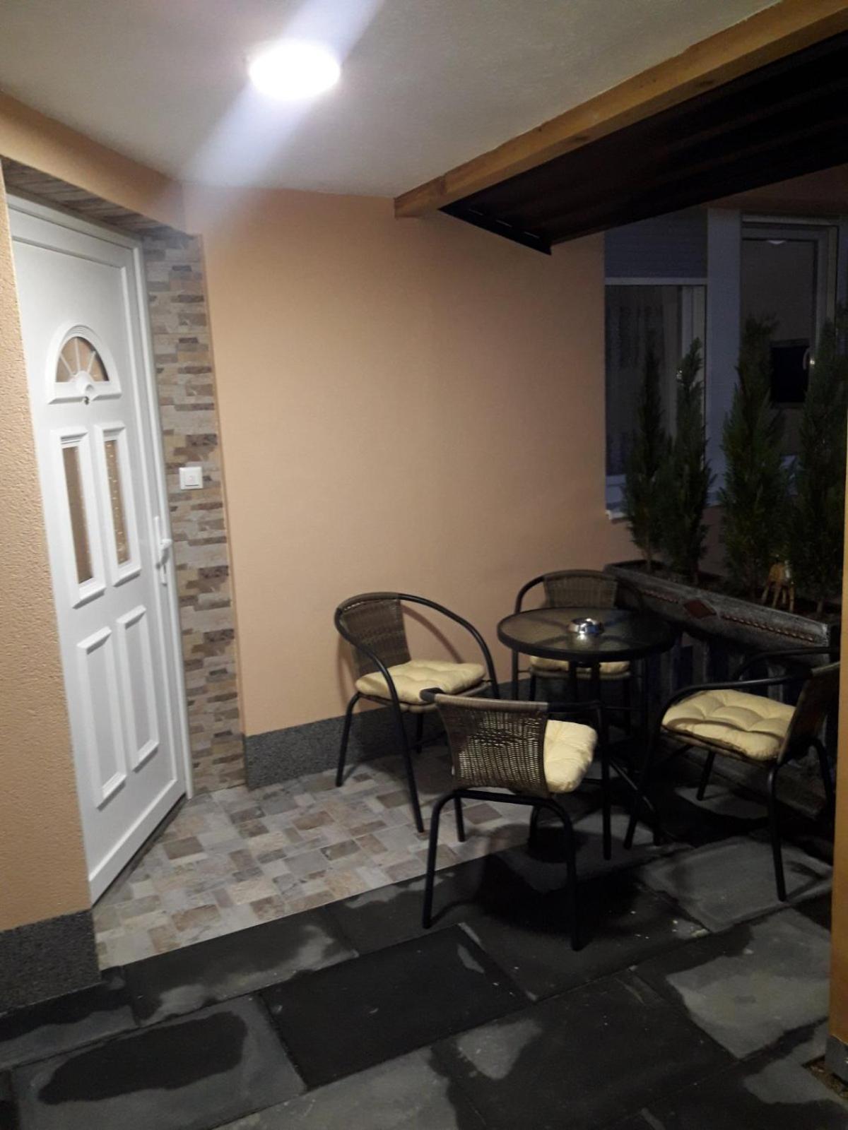 Kaca Apartmani 1 Banja Luka Zewnętrze zdjęcie