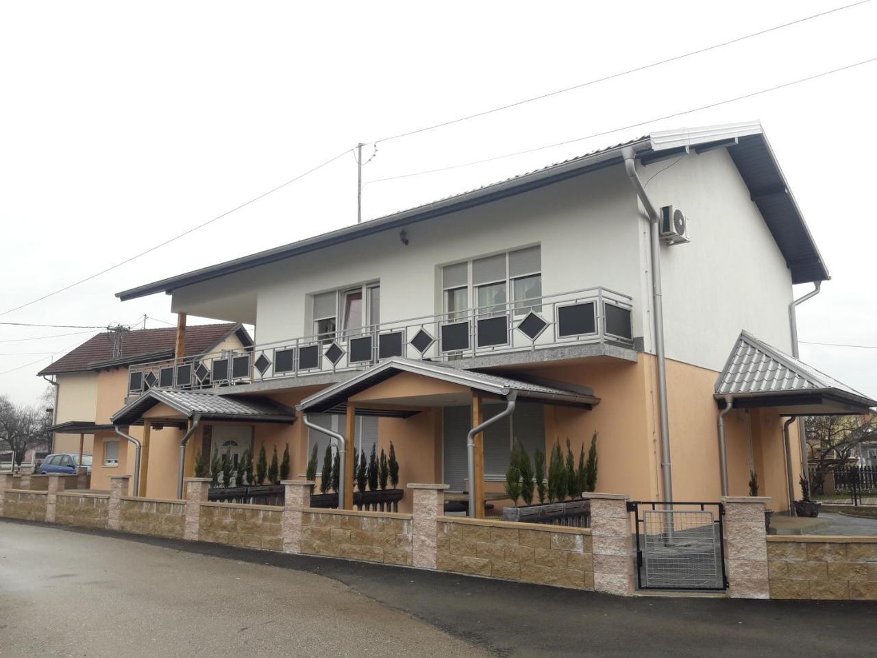 Kaca Apartmani 1 Banja Luka Zewnętrze zdjęcie