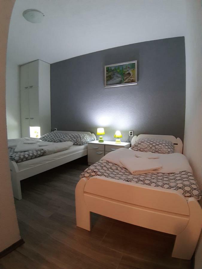 Kaca Apartmani 1 Banja Luka Zewnętrze zdjęcie